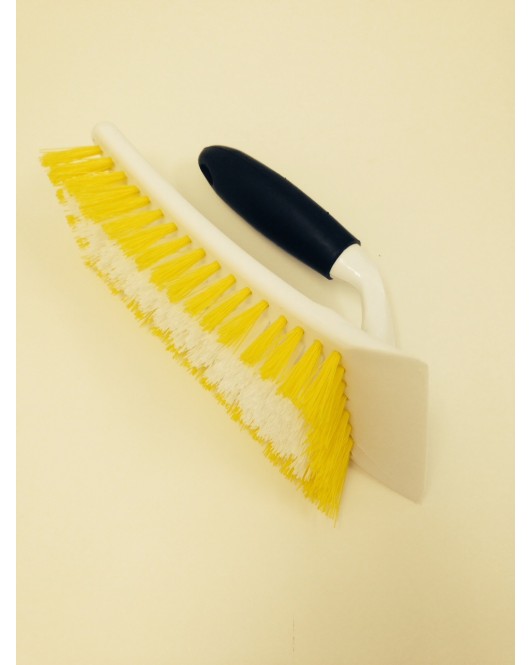 Marino: 8" Scrub Brush W/ Scraper Handle