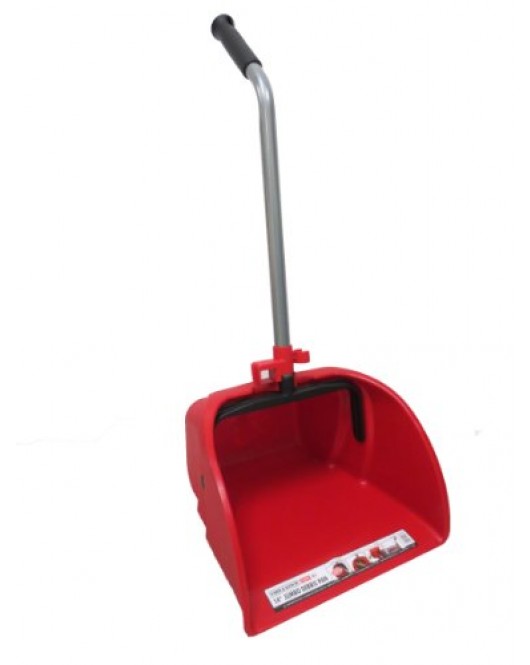 Jumbo Plastic Standing Dust Pan - Red